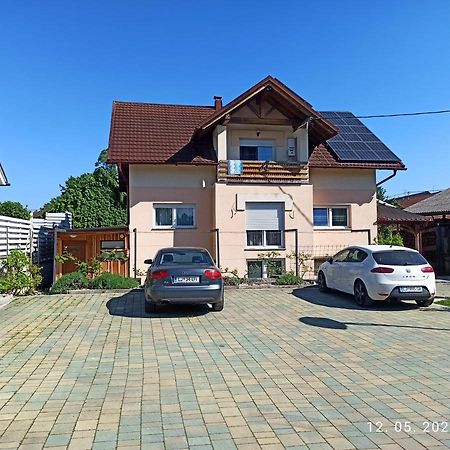 Vagon - Studio - Near Btc, Ljubljana Lejlighed Eksteriør billede